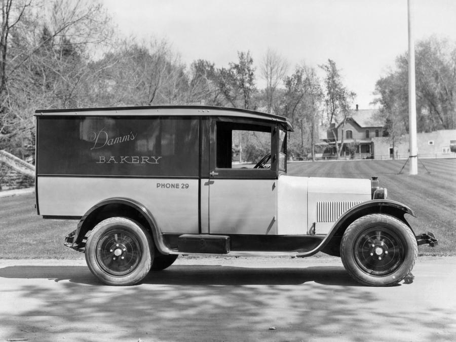  Dodge Model DC 34-Ton Panelside 1926 года  (фото 2 из 2)